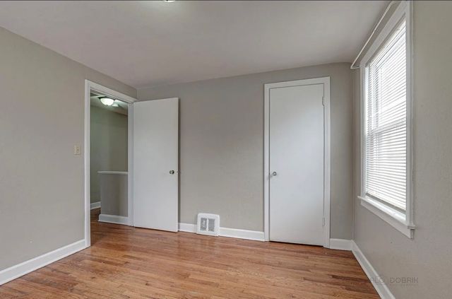 617 Waukegan Road, Deerfield, IL 60015