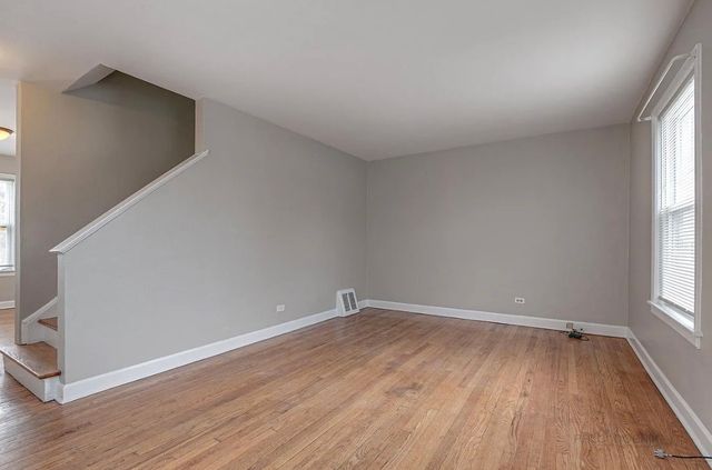 617 Waukegan Road, Deerfield, IL 60015