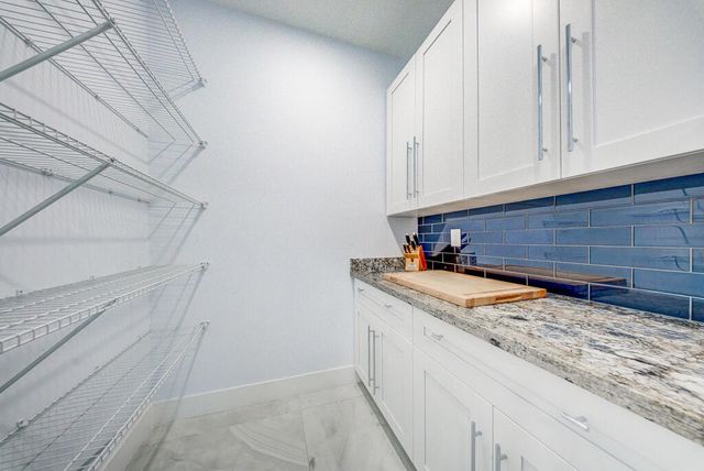 11165 Tangerine Boulevard, West Palm Beach, FL 33412