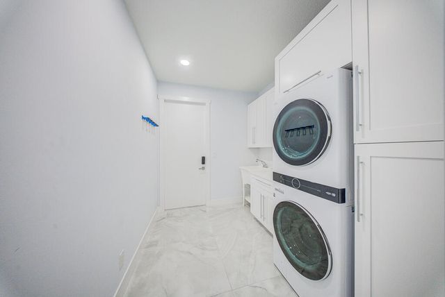 11165 Tangerine Boulevard, West Palm Beach, FL 33412