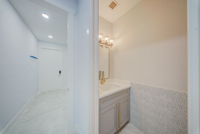 11165 Tangerine Boulevard, West Palm Beach, FL 33412