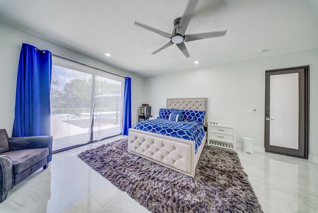 11165 Tangerine Boulevard, West Palm Beach, FL 33412