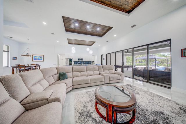 11165 Tangerine Boulevard, West Palm Beach, FL 33412