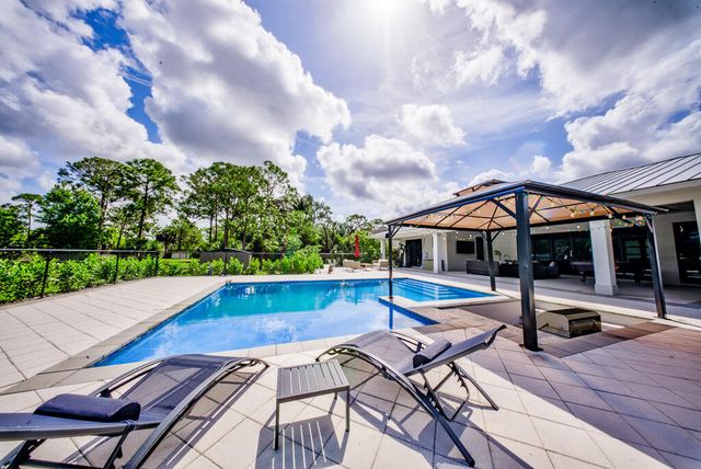 11165 Tangerine Boulevard, West Palm Beach, FL 33412