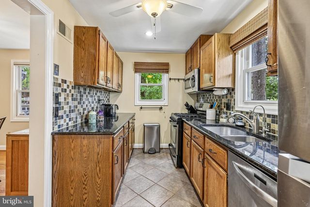 3917 6TH ST S, Arlington, VA 22204