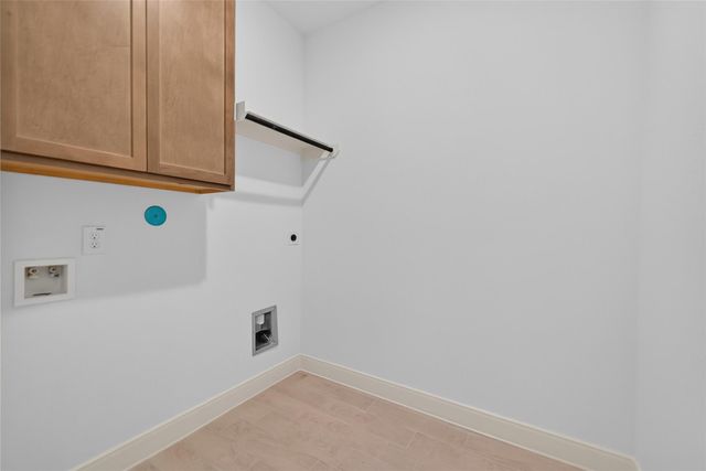 13613 Windward Mist Drive, Texas City, TX 77568