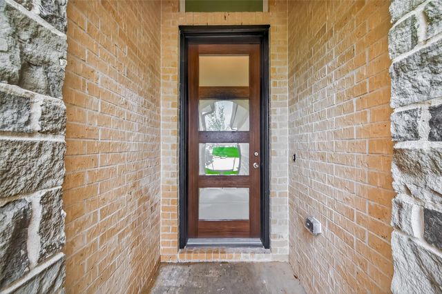 13613 Windward Mist Drive, Texas City, TX 77568