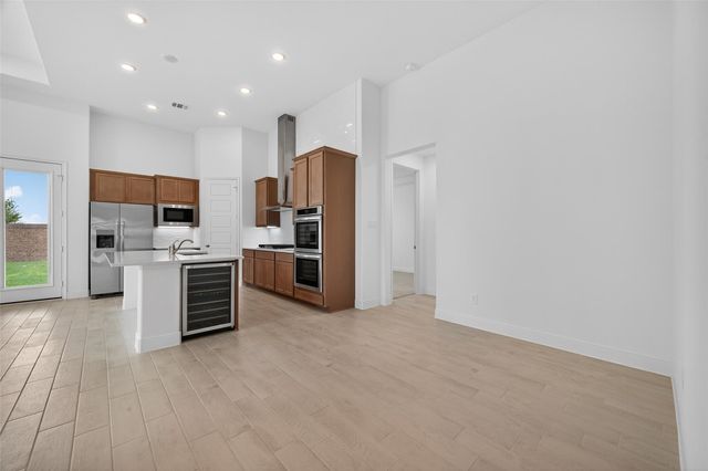 13613 Windward Mist Drive, Texas City, TX 77568