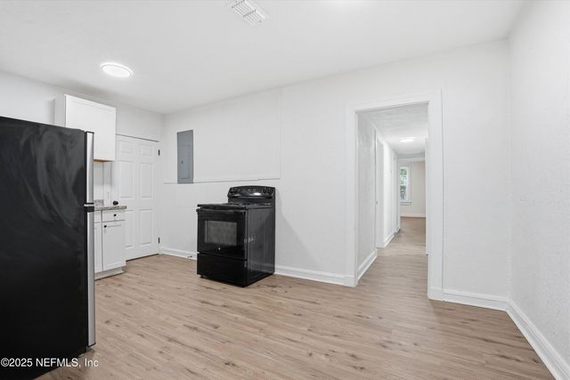 451 LONG BRANCH Boulevard, Jacksonville, FL 32206