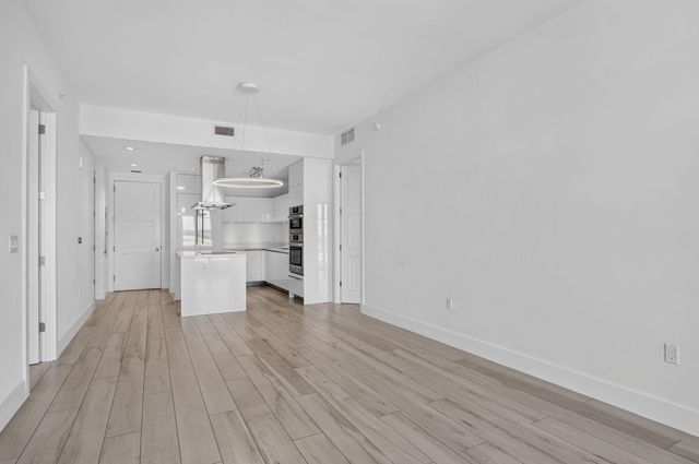 155 E Boca Raton Road 1019, Boca Raton, FL 33432