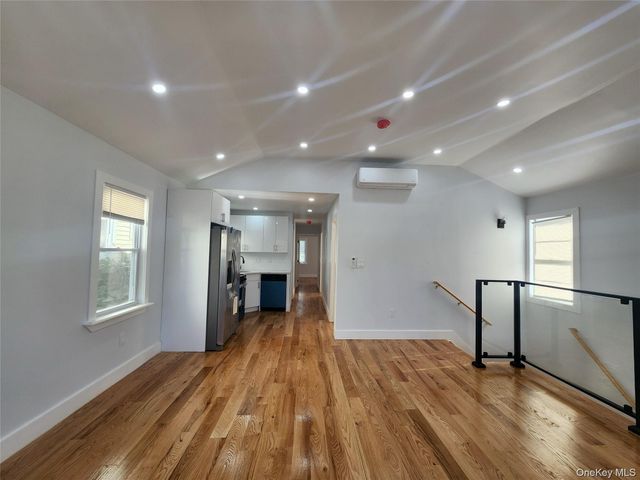 330 Taylor Avenue 2, Bronx, NY 10473