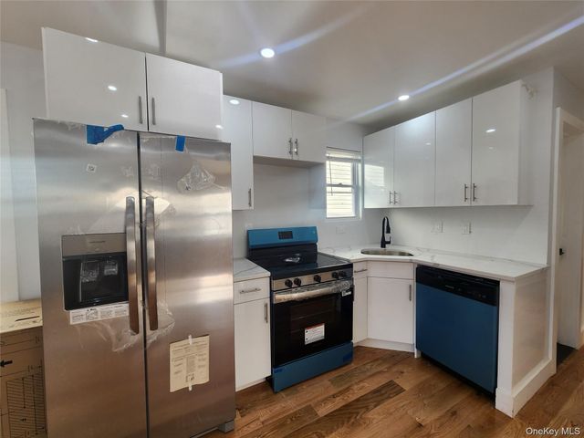 330 Taylor Avenue 2, Bronx, NY 10473