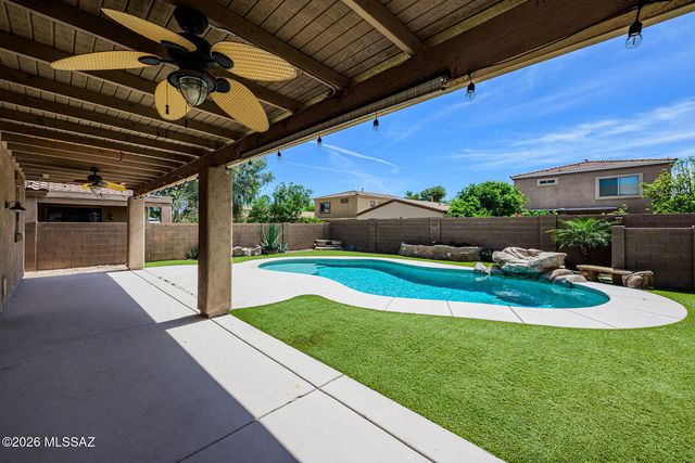 424 E Placita Costana, Sahuarita, AZ 85629