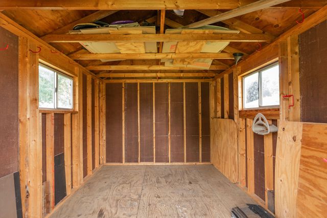 3237 S Kings Avenue, Springfield, MO 65807