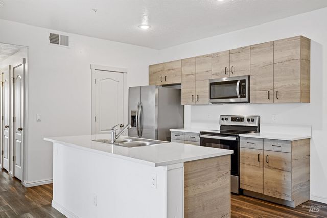 3126 E Victory Rd., Nampa, ID 83687