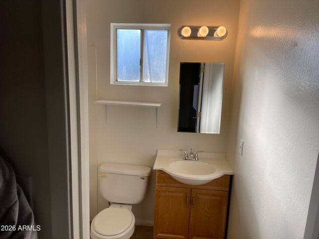 1009 W MICHELLE Drive, Phoenix, AZ 85023