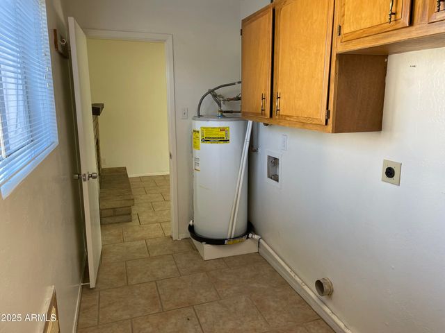 1009 W MICHELLE Drive, Phoenix, AZ 85023