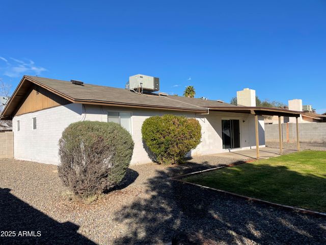 1009 W MICHELLE Drive, Phoenix, AZ 85023