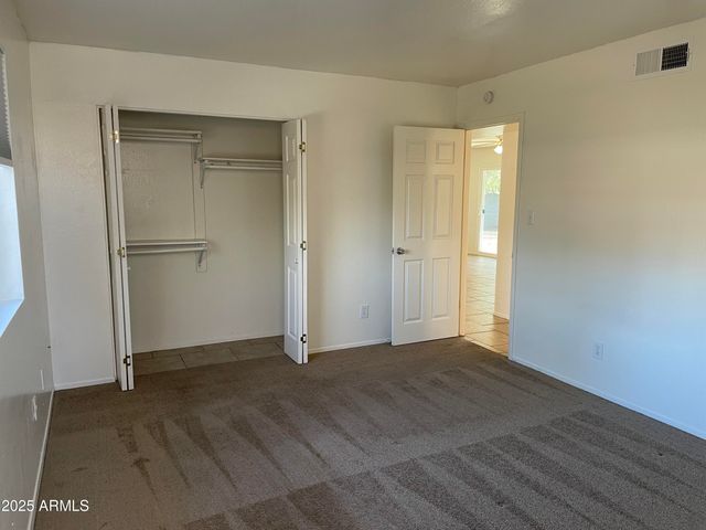 1009 W MICHELLE Drive, Phoenix, AZ 85023