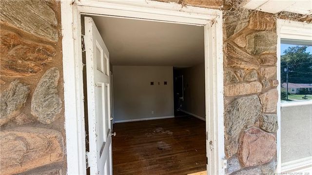 940 Fleetwood Drive, Fayetteville, NC 28305