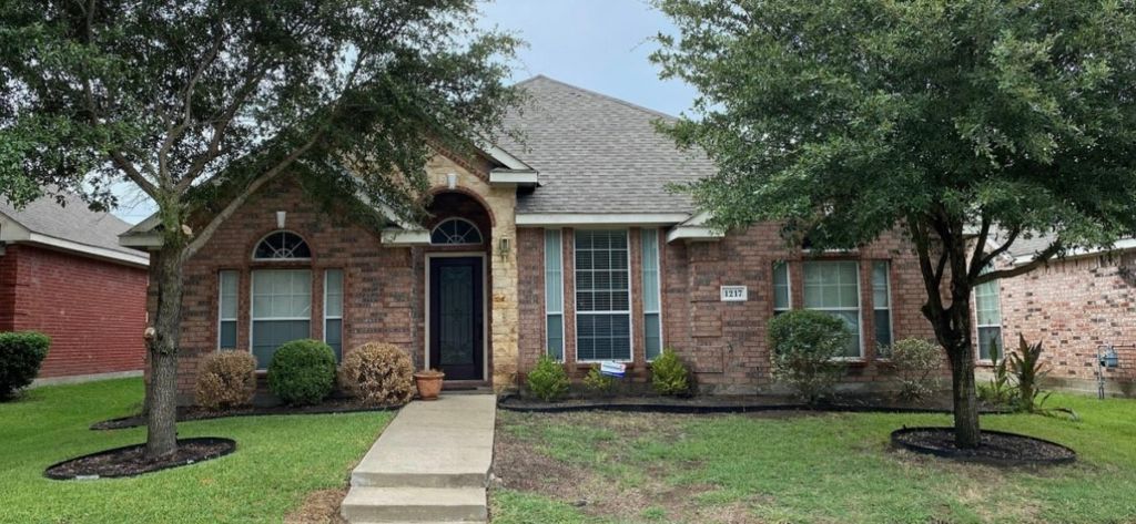 1217 Whitecreek Drive, Glenn Heights, TX 75154