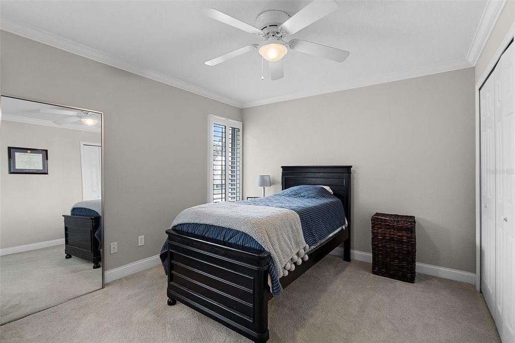 Image 14 of property listing at 538 W PAR STREET 538, Orlando, FL 32804
