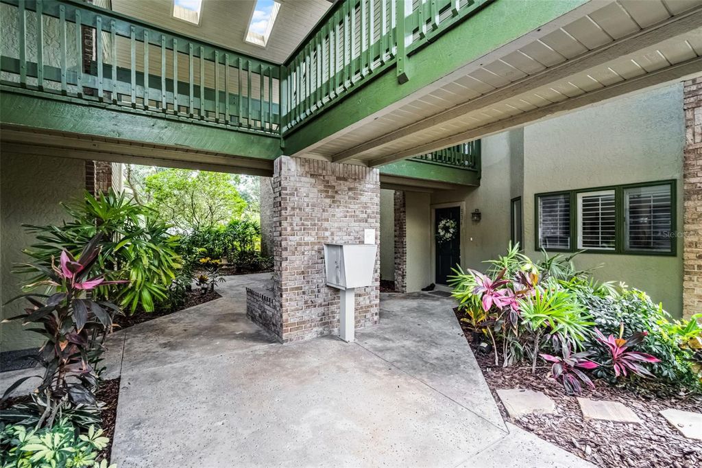 Image 17 of property listing at 538 W PAR STREET 538, Orlando, FL 32804