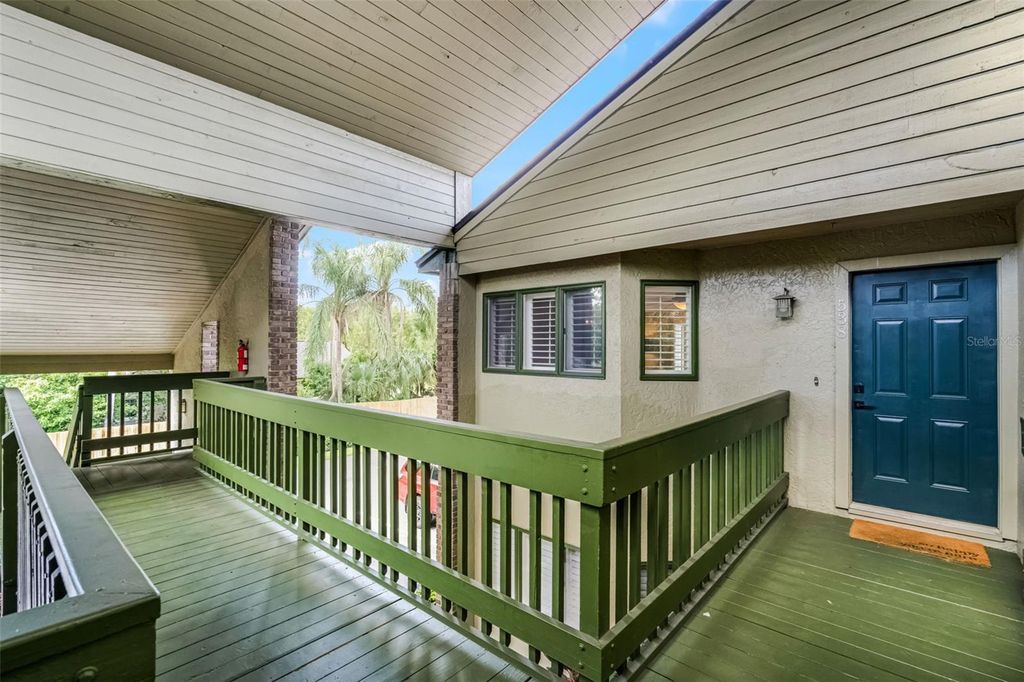 Image 4 of property listing at 538 W PAR STREET 538, Orlando, FL 32804