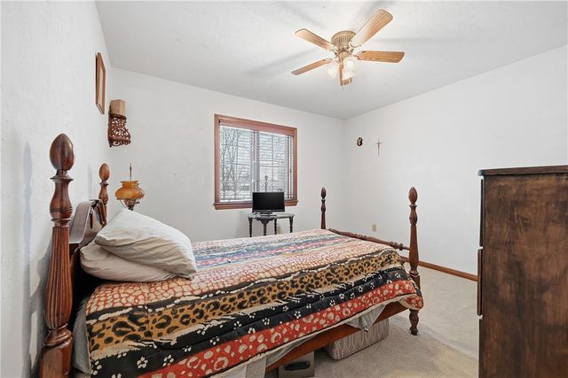17 Grant Cir, South Fayette, PA 15057