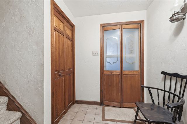 17 Grant Cir, South Fayette, PA 15057