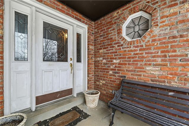 17 Grant Cir, South Fayette, PA 15057
