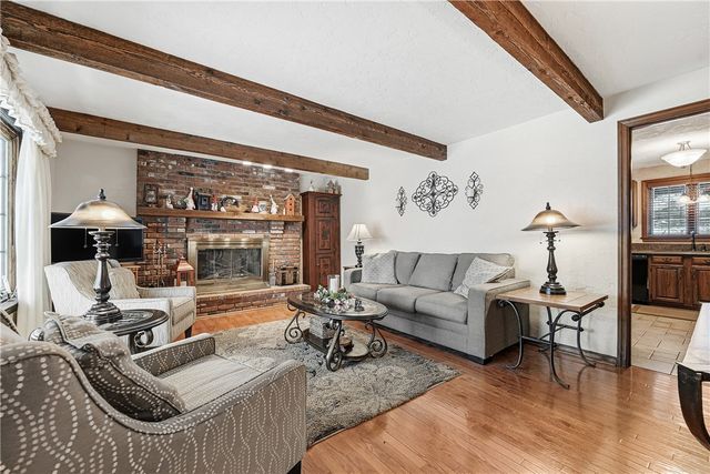 17 Grant Cir, South Fayette, PA 15057