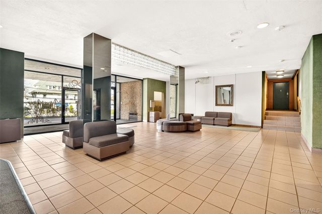 360 Westchester Avenue 122, Port Chester, NY 10573