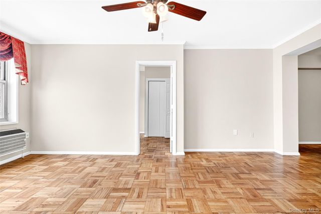 360 Westchester Avenue 122, Port Chester, NY 10573