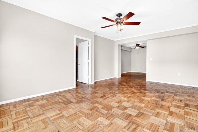360 Westchester Avenue 122, Port Chester, NY 10573