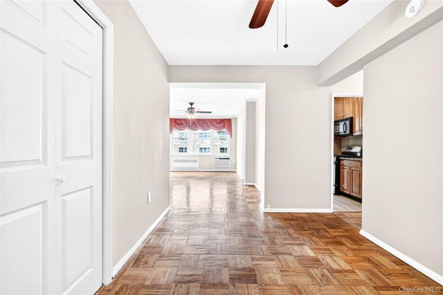 360 Westchester Avenue 122, Port Chester, NY 10573