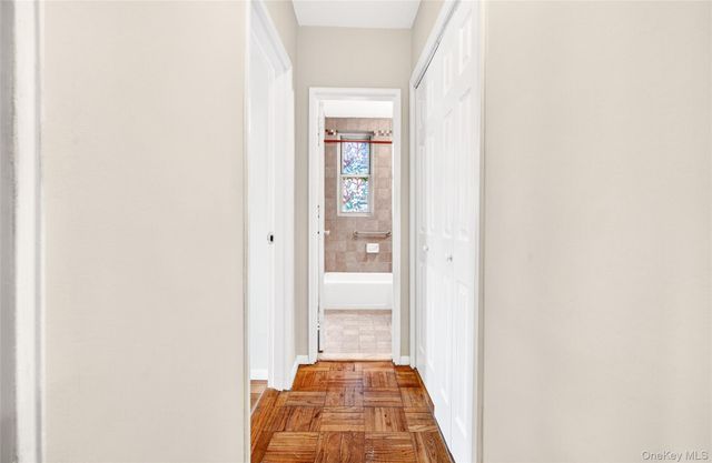 360 Westchester Avenue 122, Port Chester, NY 10573