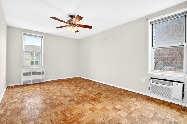 360 Westchester Avenue 122, Port Chester, NY 10573
