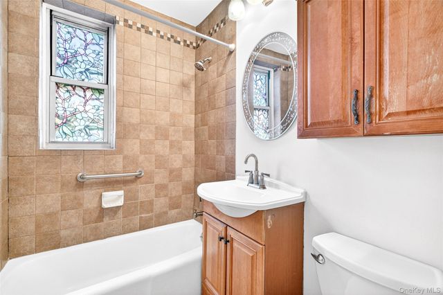 360 Westchester Avenue 122, Port Chester, NY 10573