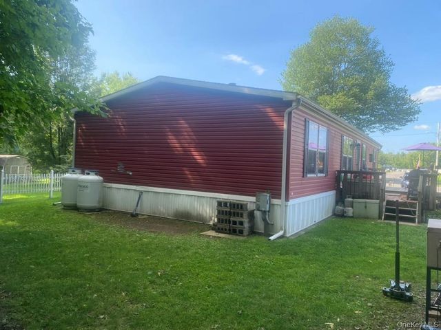 318 Modena Country Club Trail, Gardiner, NY 12525