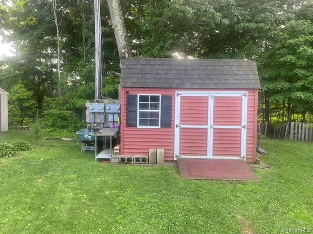 318 Modena Country Club Trail, Gardiner, NY 12525