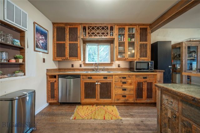 311 S B Street, Livingston, MT 59047