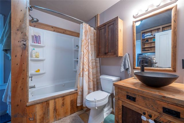 311 S B Street, Livingston, MT 59047