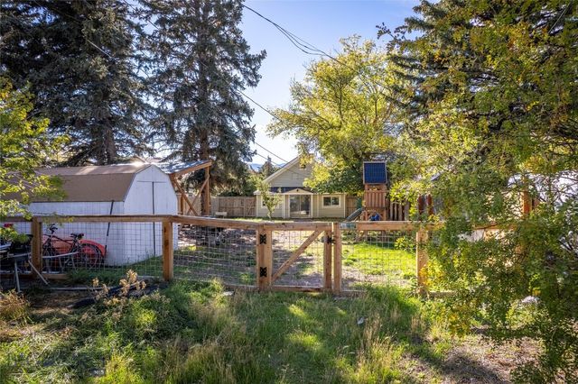 311 S B Street, Livingston, MT 59047