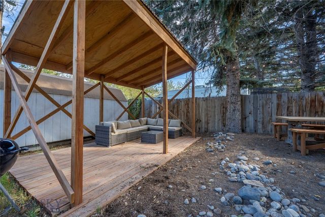 311 S B Street, Livingston, MT 59047