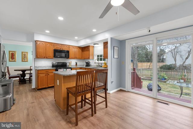 15728 BEAU RIDGE DR, Woodbridge, VA 22193