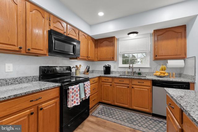 15728 BEAU RIDGE DR, Woodbridge, VA 22193