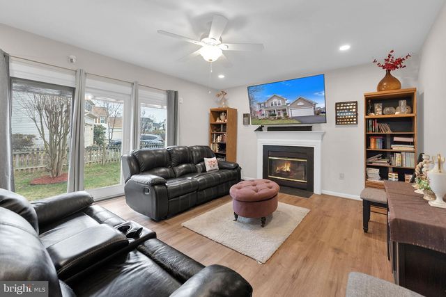 15728 BEAU RIDGE DR, Woodbridge, VA 22193