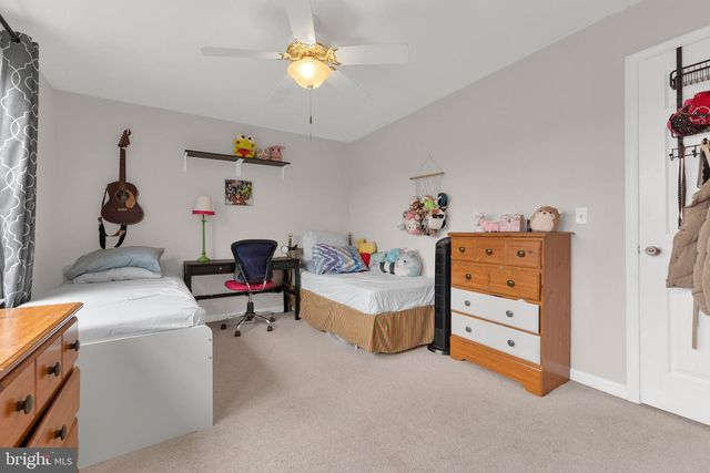 15728 BEAU RIDGE DR, Woodbridge, VA 22193