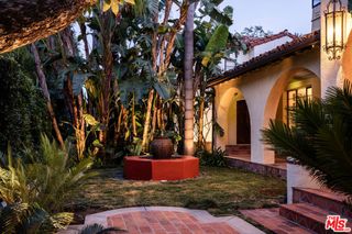 2017 El Cerrito Place, Los Angeles, CA 90068